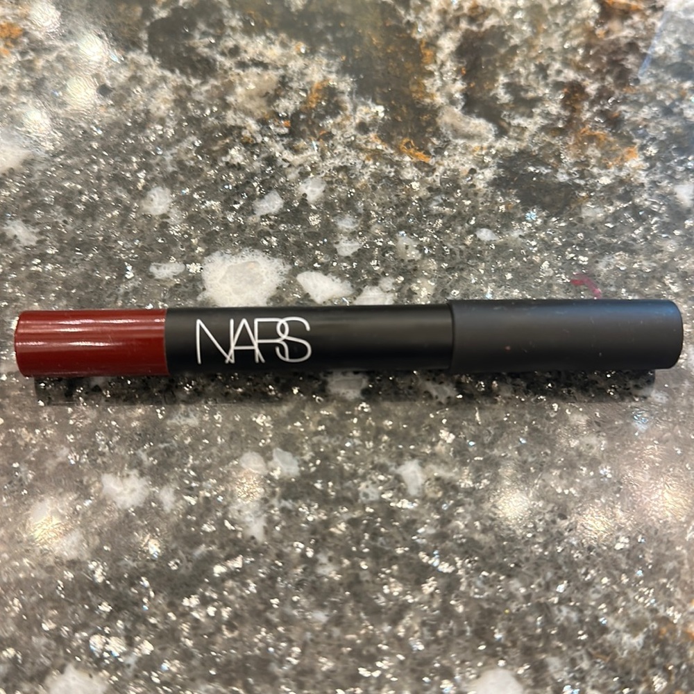 NARS Velvet Matte Lip Pencil in Spike